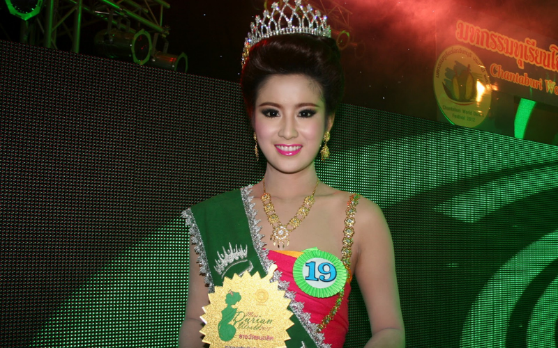 Miss Durian World Beauty